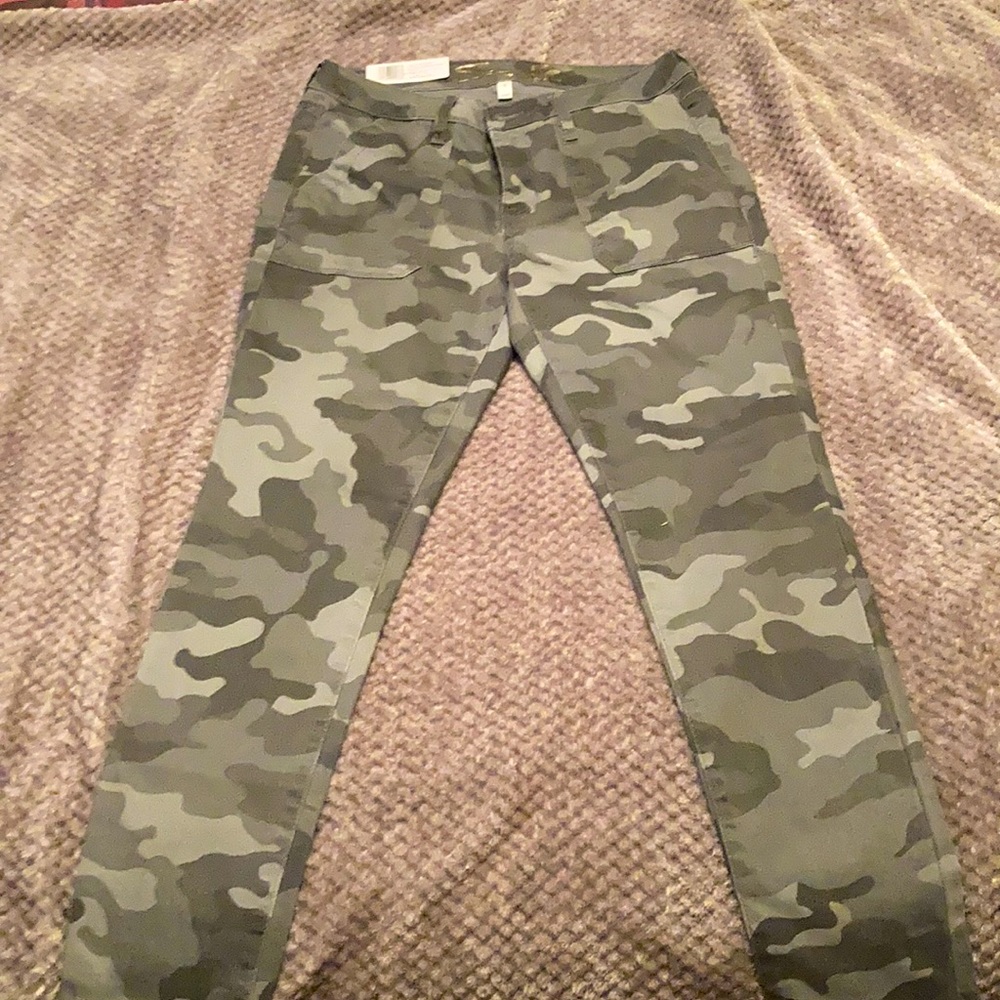 Camo Utility Skinny Jeans